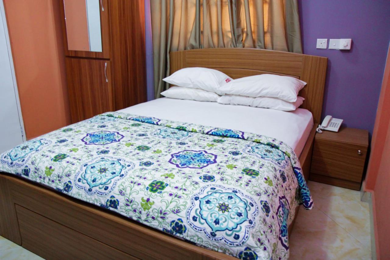 Hilton View Hotel Ogbodjo Экстерьер фото